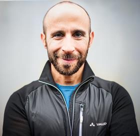 2022_VAUDE_Manfred_Meindl_Hari_Pulko_2853_Farbe-Freisteller