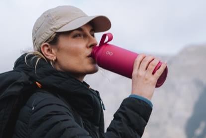 Ocean-Bottles-Peak-collection-is-available-in-three-versions-and-keeps-adventurers-hydrated-on-the-trail-while-funding-the-removal-of-ocean-bound-plastic-Large