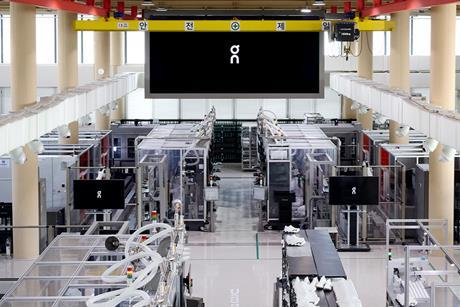 on_lightspray-factory-busan-20_feb_2026-11